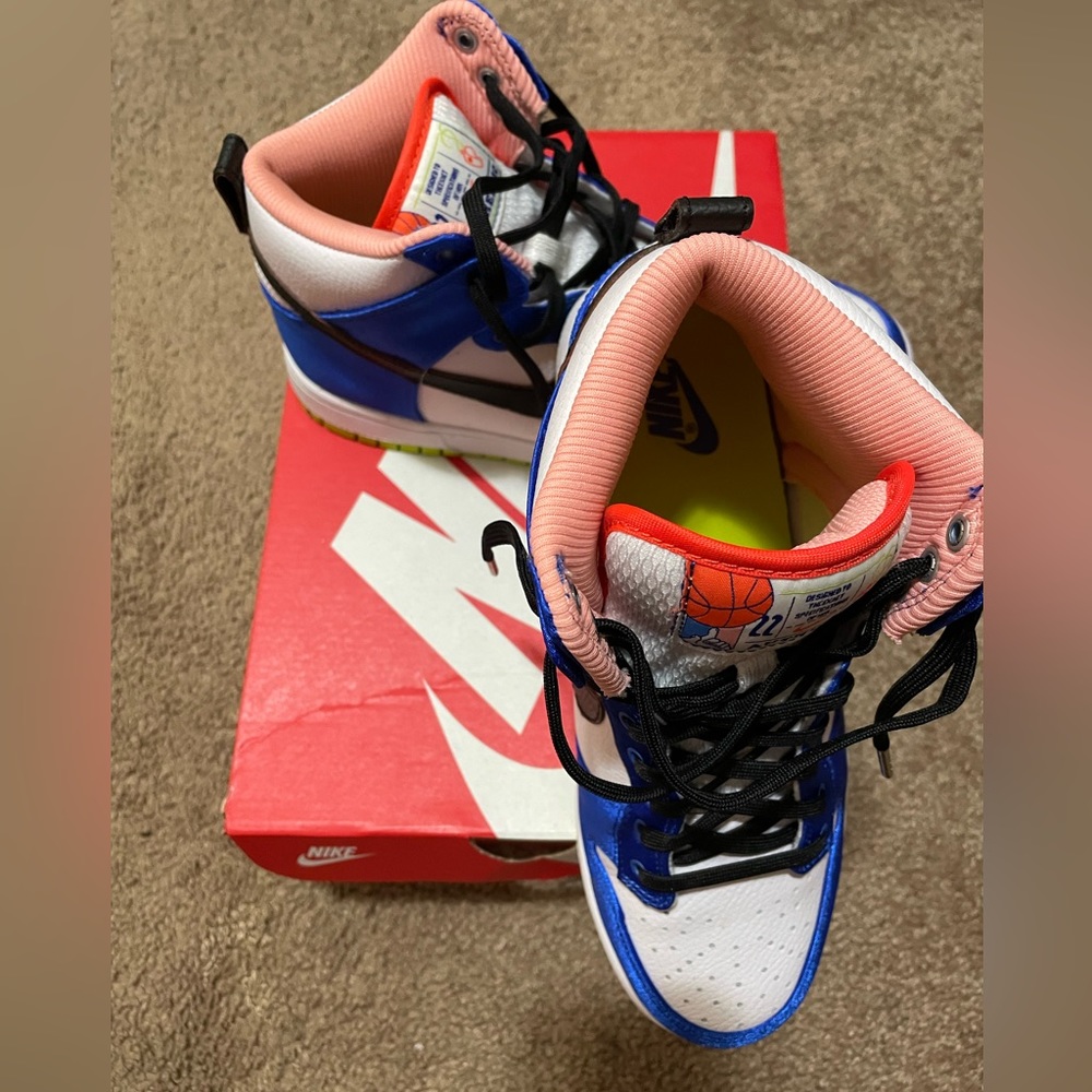 Women Nike Dunk High Size 8 like new